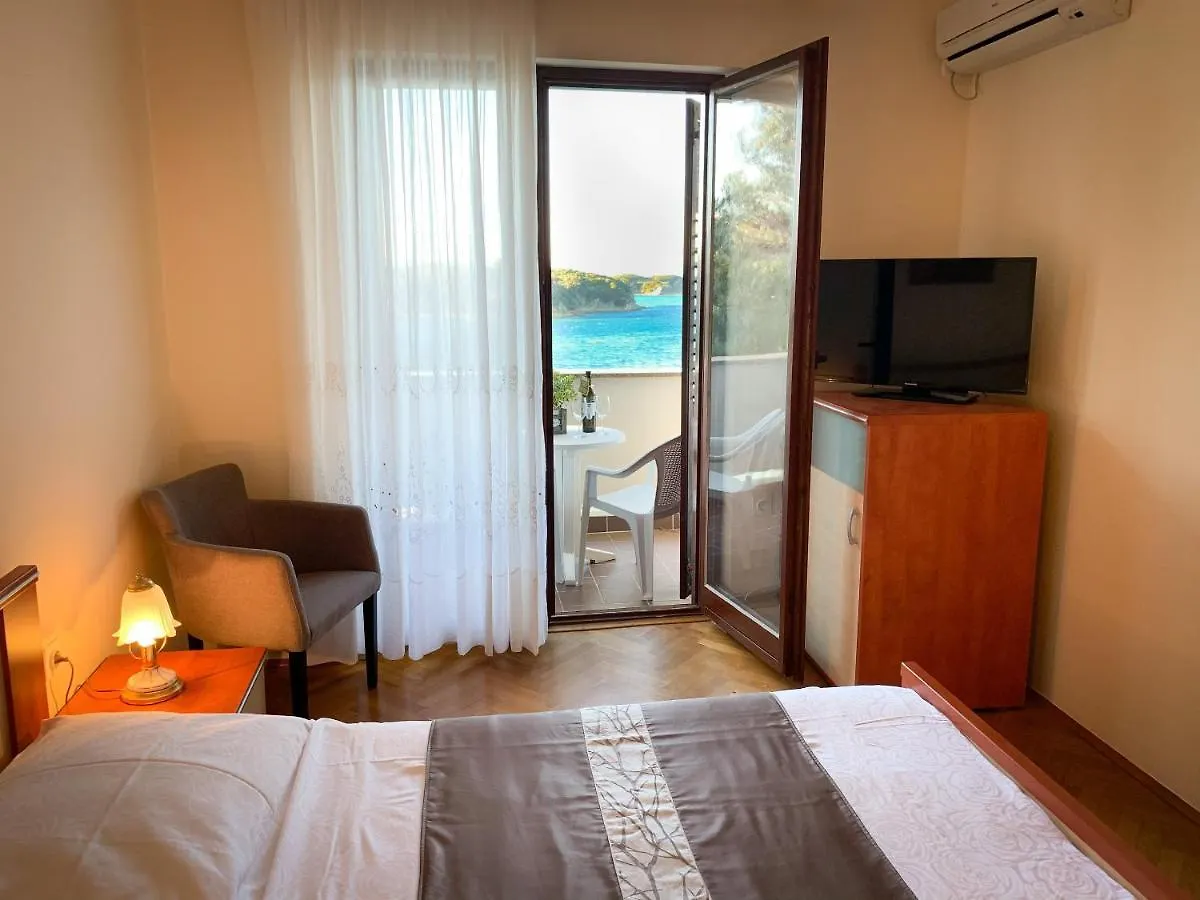 Apartements And Rooms Next To The Sea - Belveder Rab Supetarska Draga