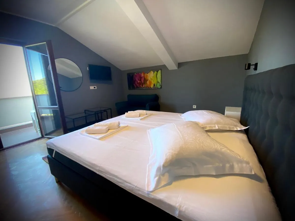 Apartements And Rooms Next To The Sea - Belveder Rab Supetarska Draga