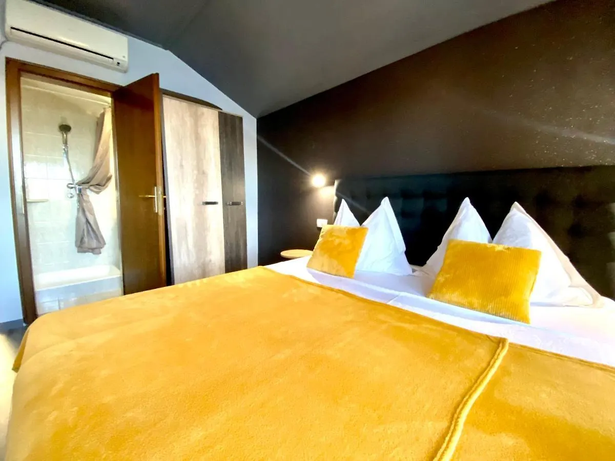 Bed & Breakfast Apartements And Rooms Next To The Sea - Belveder Rab Sea And Sunset Wiew Supetarska Draga